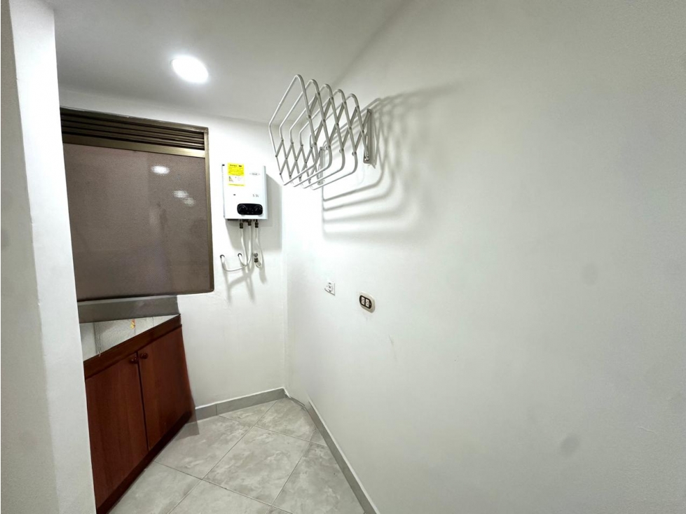 Apartamento para venta en Sabaneta, piso 4 — foto 2