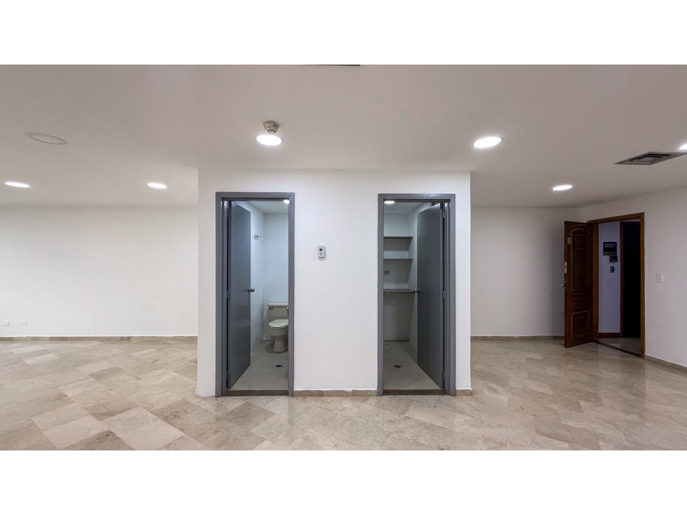 Oficina para venta y renta en El Poblado, Milla de oro — foto 3