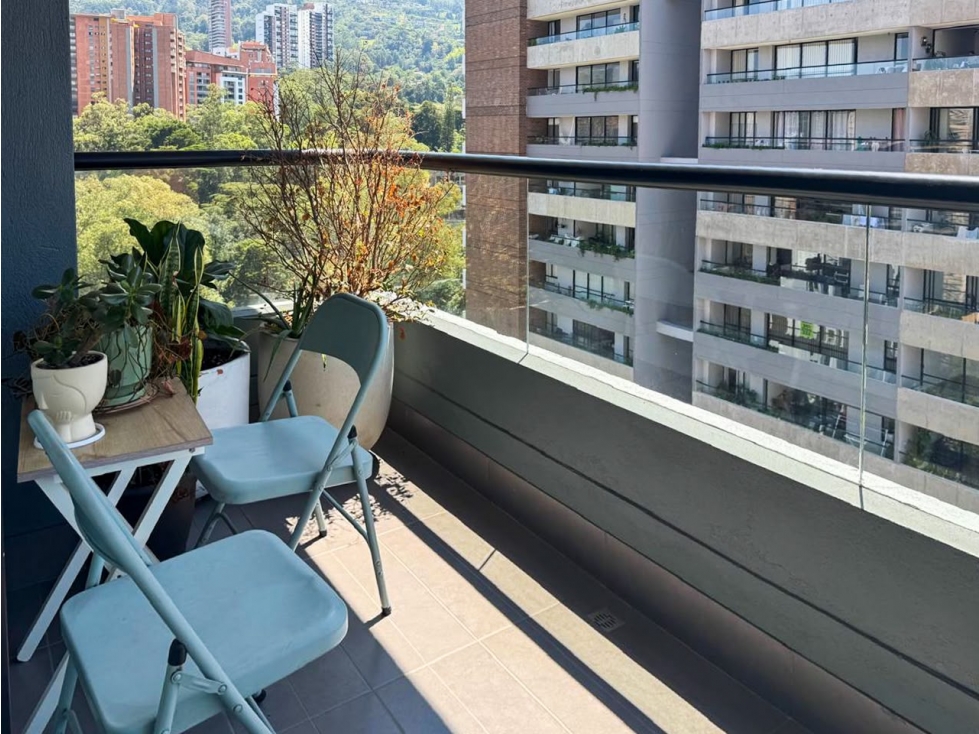 Apartaestudio para venta en El Poblado, cerca al Tesoro — foto 2