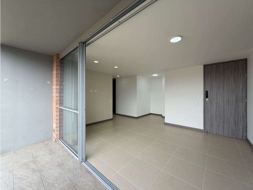 Apartamento en venta piso alto Suramericana — foto 4