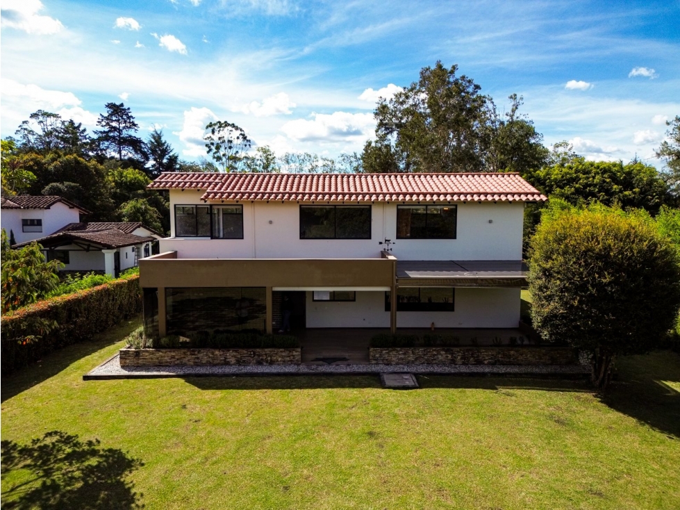 Casa independiente para venta en Llanogrande