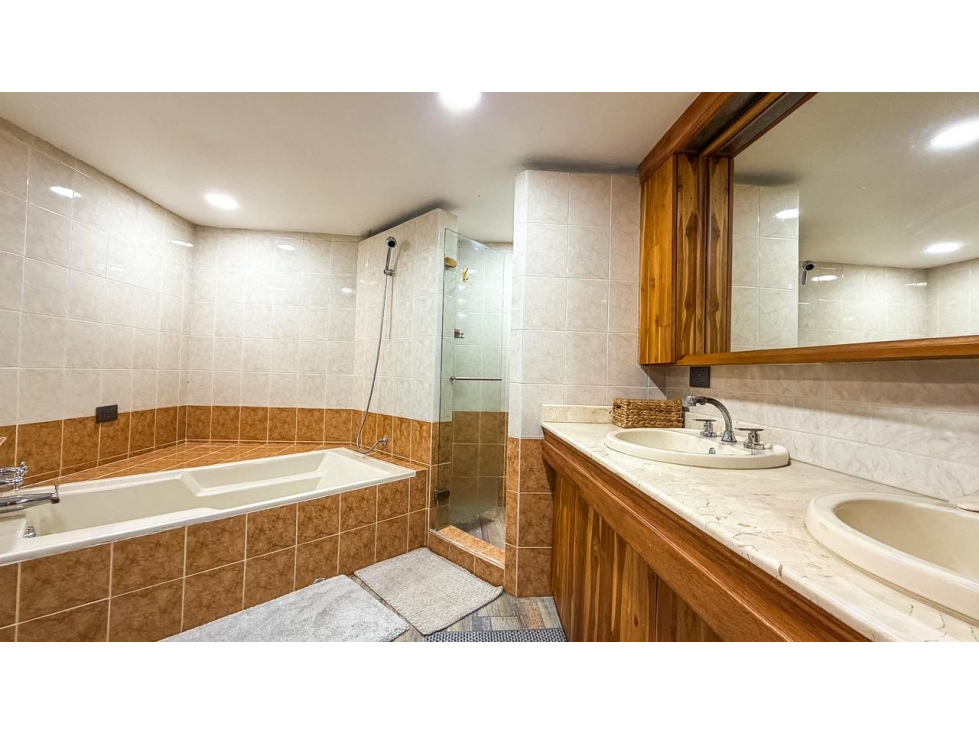 Casa de Lujo para la venta en la Loma de El Tesoro foto 16