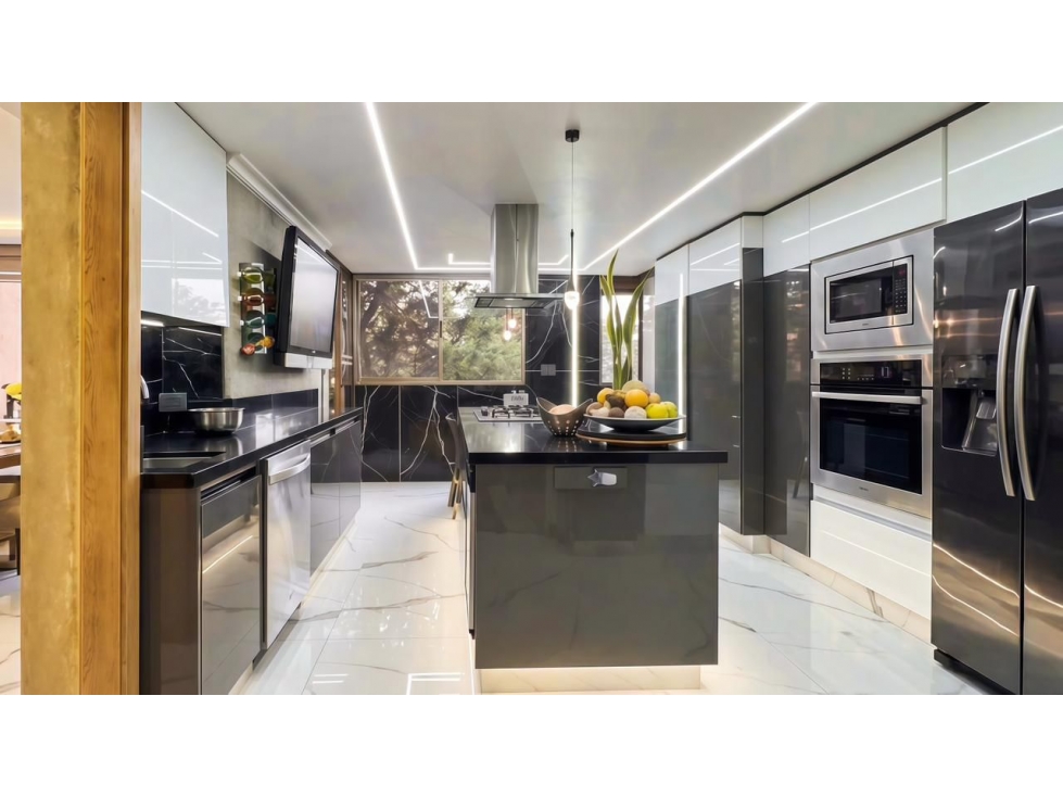Apartamento para la renta amoblada en El Poblado, loma de Los Gonzalez — foto 3