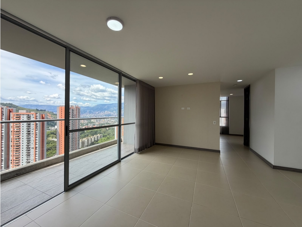 Apartamento en venta piso alto Suramericana — foto 3