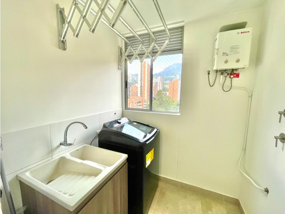 Apartamento en Loma Lalinde foto 8