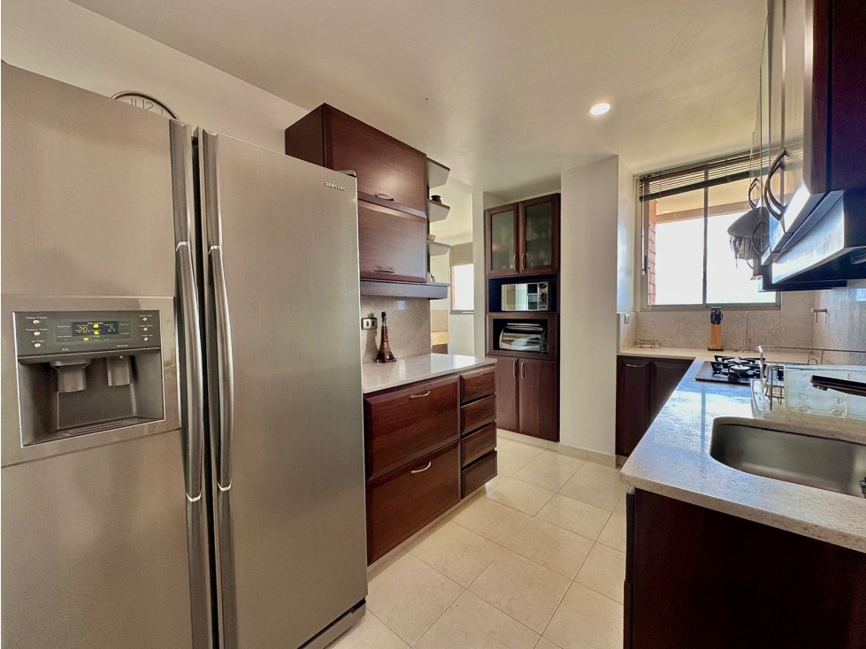 Espectacular apartamento amoblado cerca de El Tesoro — foto 5