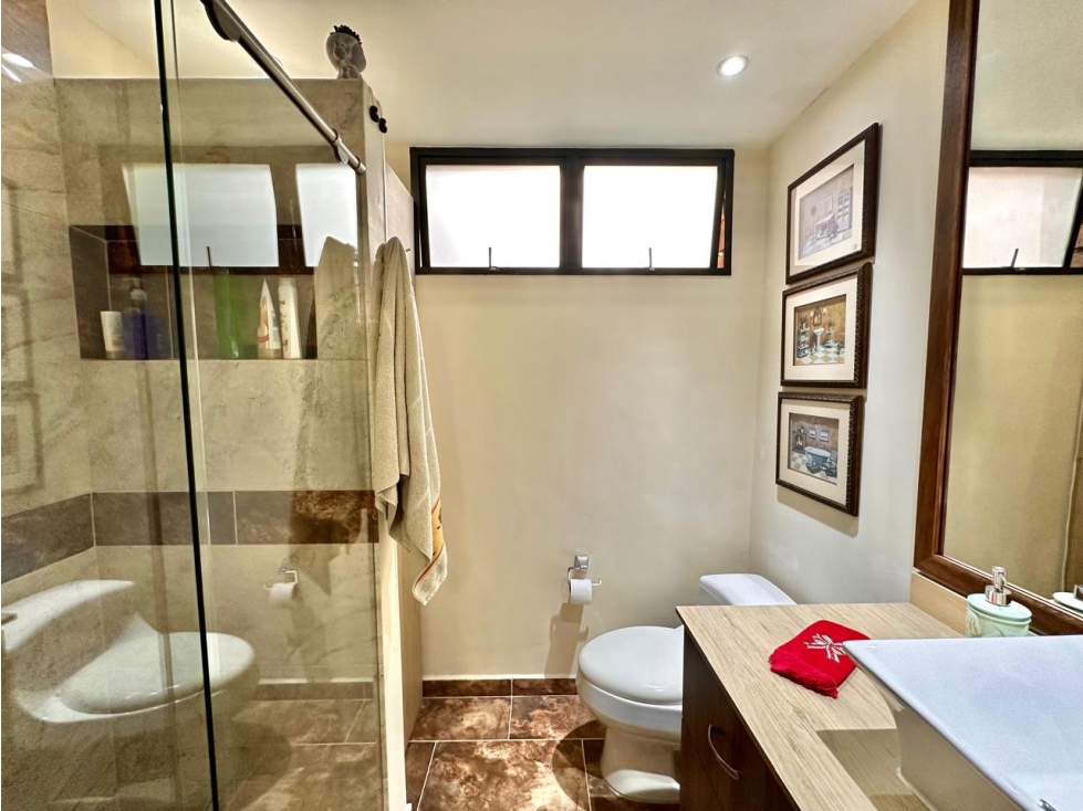 VENTA PENTHOUSE DÚPLEX EN LAURELES — foto 4