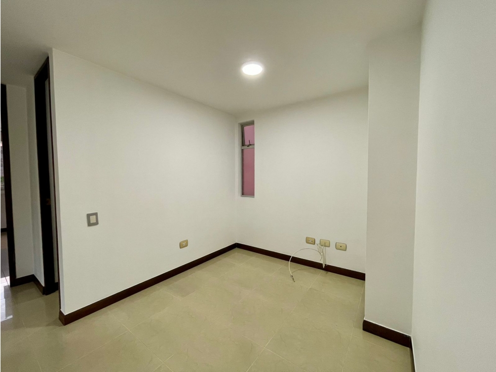 Apartamento para la renta tradicional en Envigado, las cumbres piso 2 — foto 3