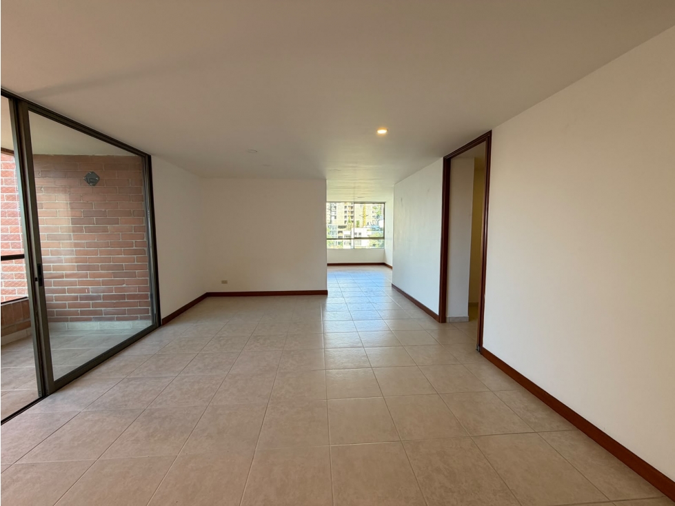 Apartamento para renta y venta en El Poblado-Milla de oro, piso 14 — foto 5