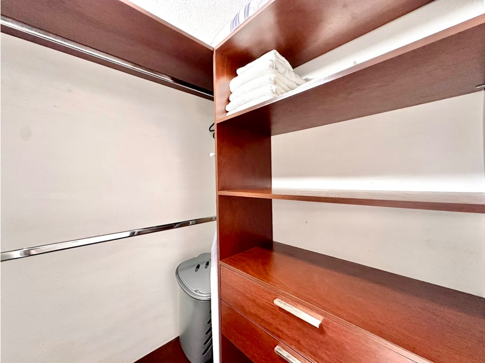 Apartamento para renta amoblada en El poblado, Loma de San Julián — foto 4