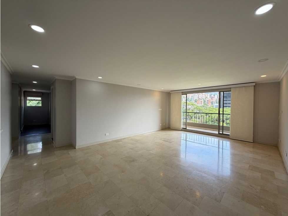 Apartamento para venta en Palmas, piso 4