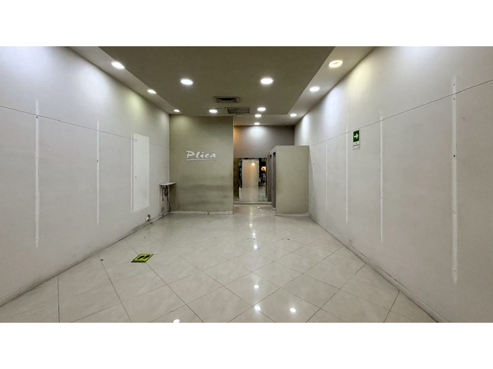 Local comercial en renta y venta en El Poblado, en CC San Diego — foto 3