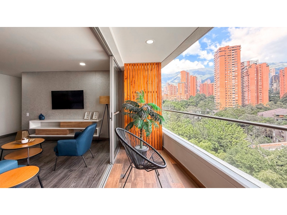 Apartamento en Av El Poblado para renta amoblada