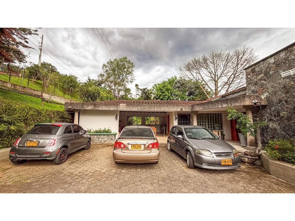 Casa campestre para venta en Envigado, loma del escobero — foto 3
