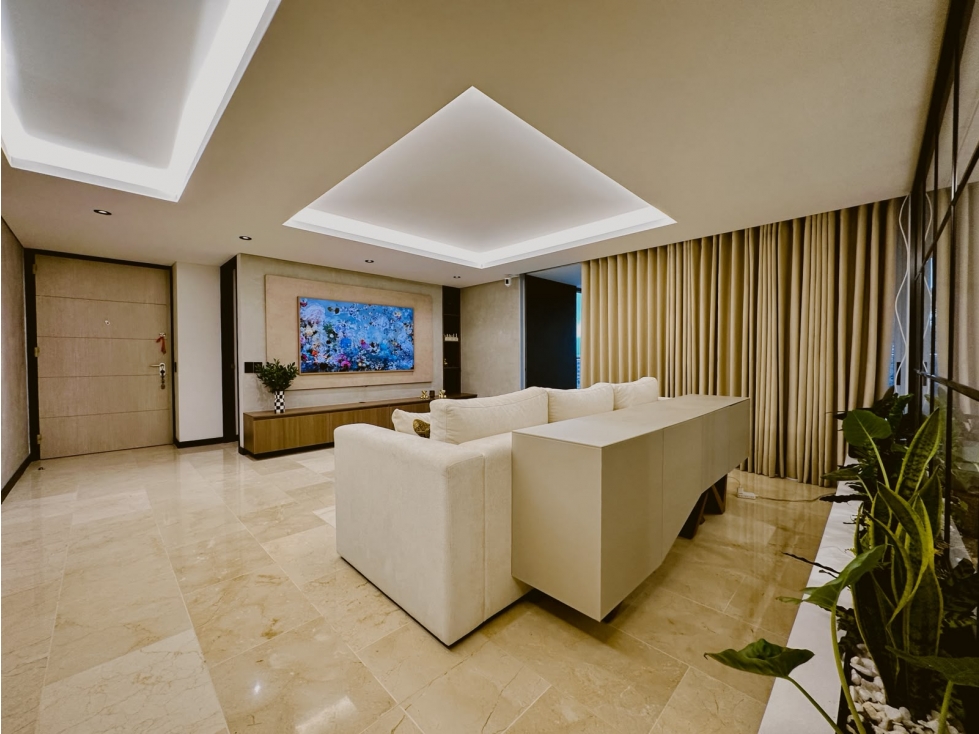 Apartamento de lujo para venta en El Poblado, piso 3