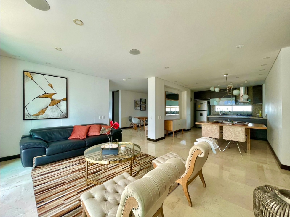 Apartamento para la renta amoblada en El Poblado, piso 15