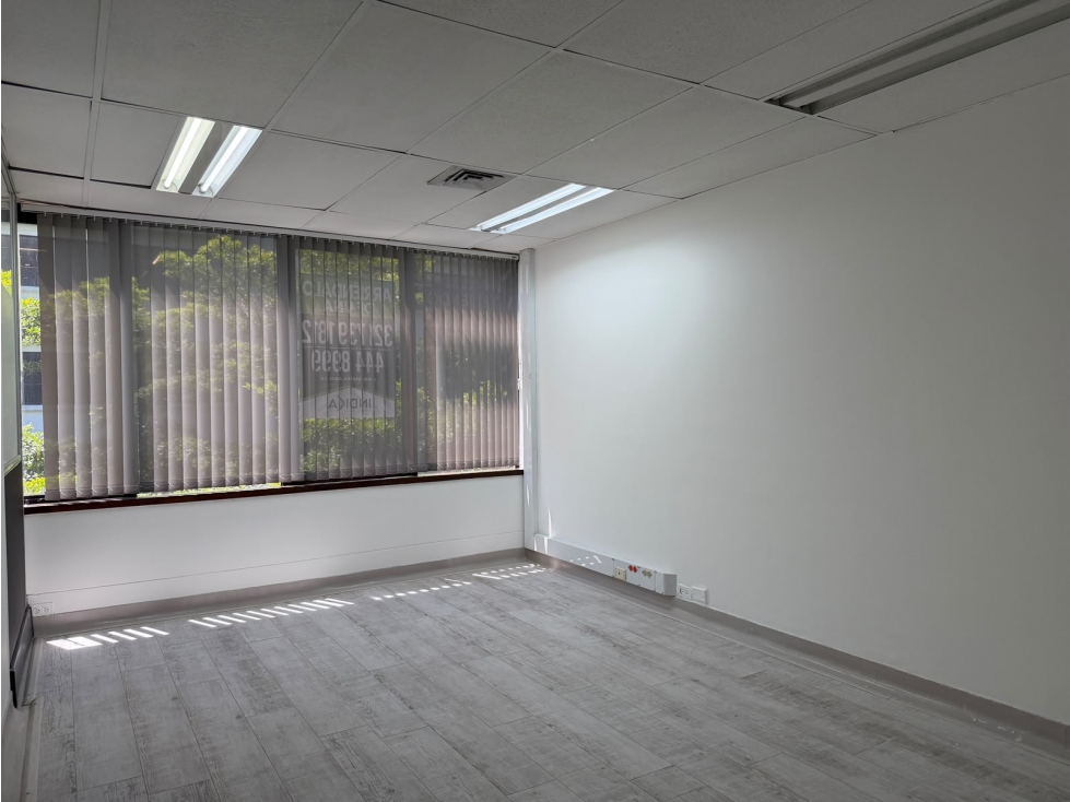 Oficina en venta Milla de Oro, El Poblado — foto 4