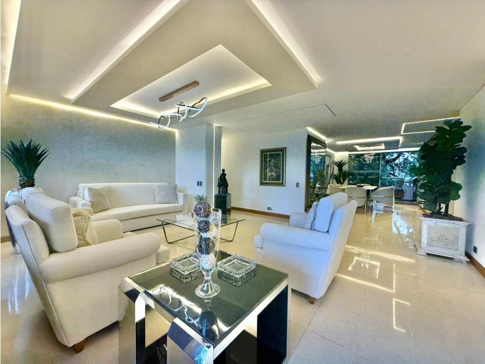 Apartamento para la renta amoblada en El Poblado, loma de Los Gonzalez