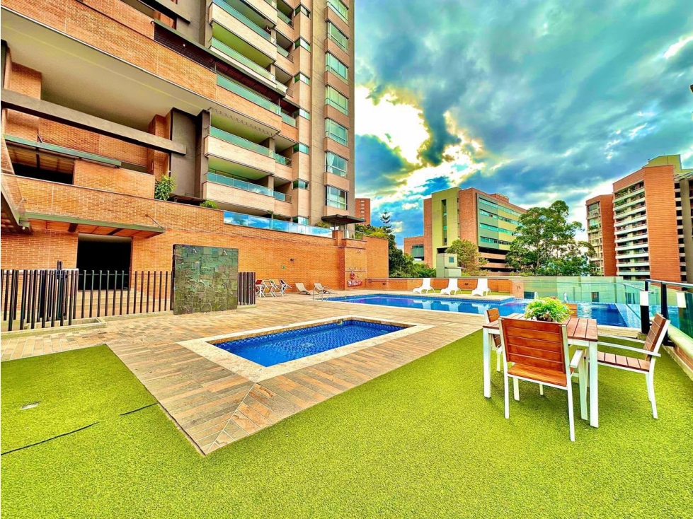 Apartamento para renta amoblada en El Poblado, La calera piso 24 foto 21