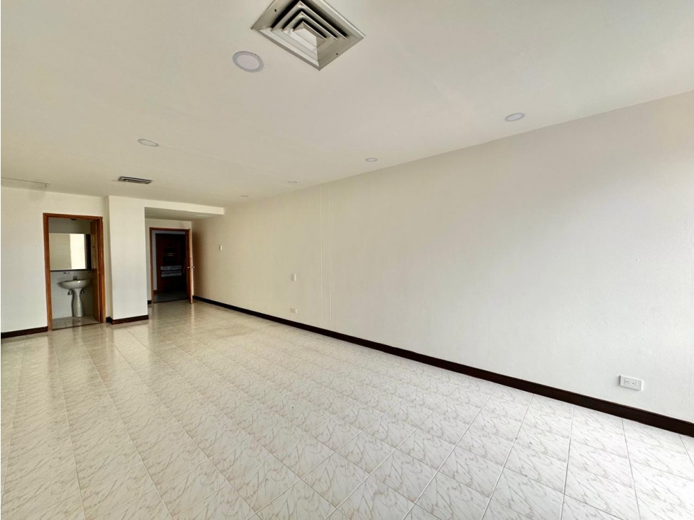 Oficina para la renta tradicional en El Poblado, piso 15 — foto 6