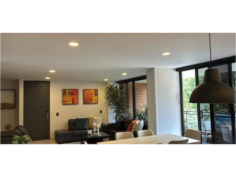 Apartamento remodelado en El Poblado Castropol — foto 5