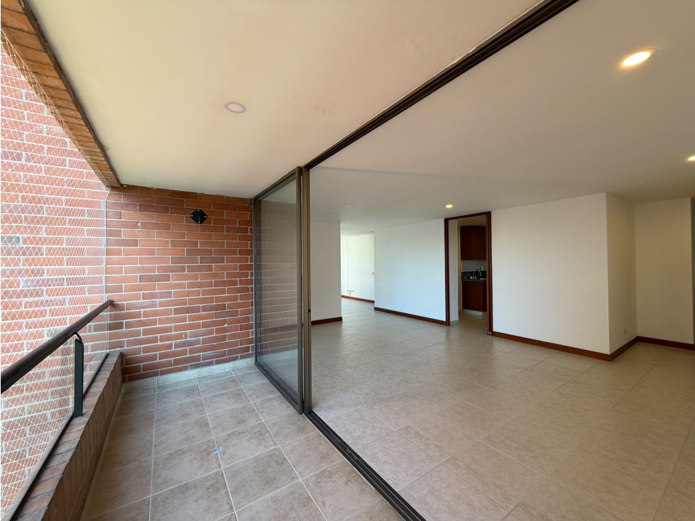 Apartamento para renta y venta en El Poblado-Milla de oro, piso 14 — foto 6