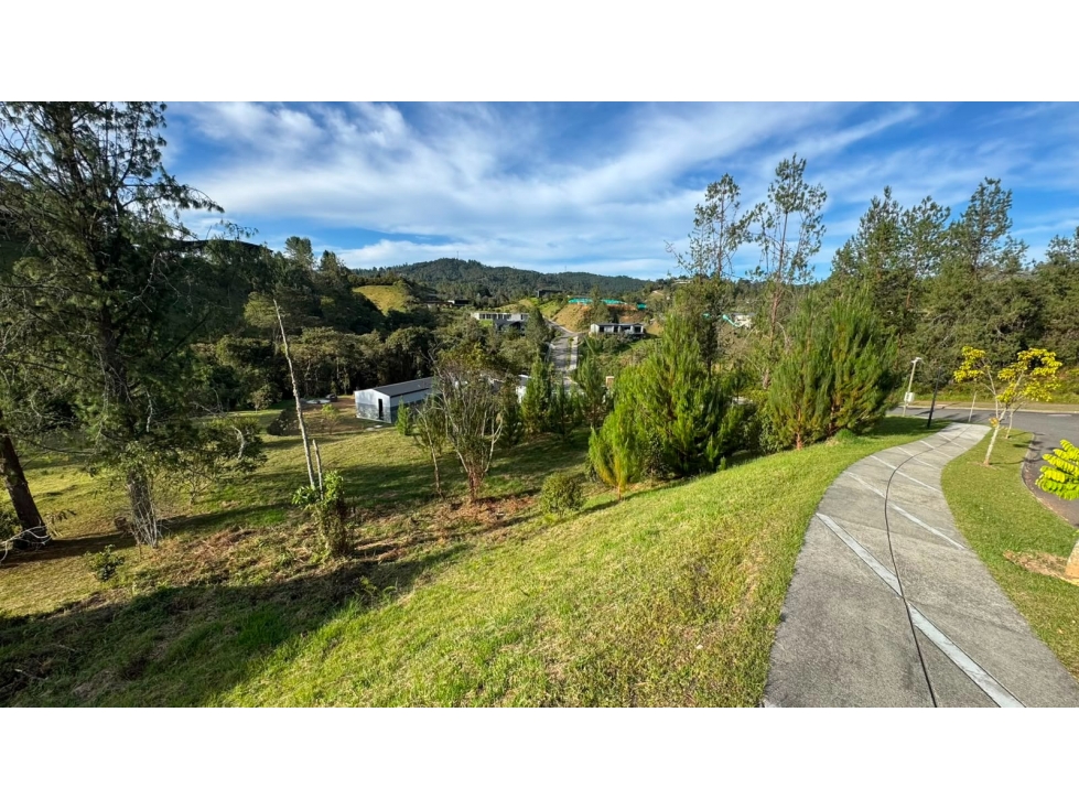 Lote en parcelación para venta en Envigado, altos del escobero — foto 5
