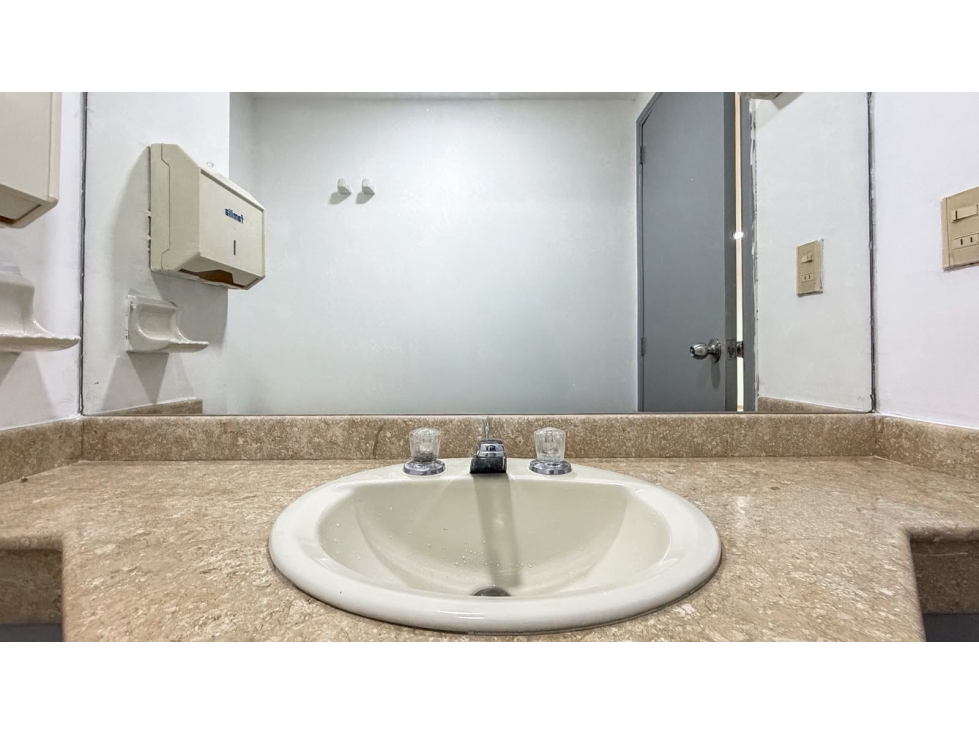Oficina para venta y renta en El Poblado, Milla de oro — foto 6