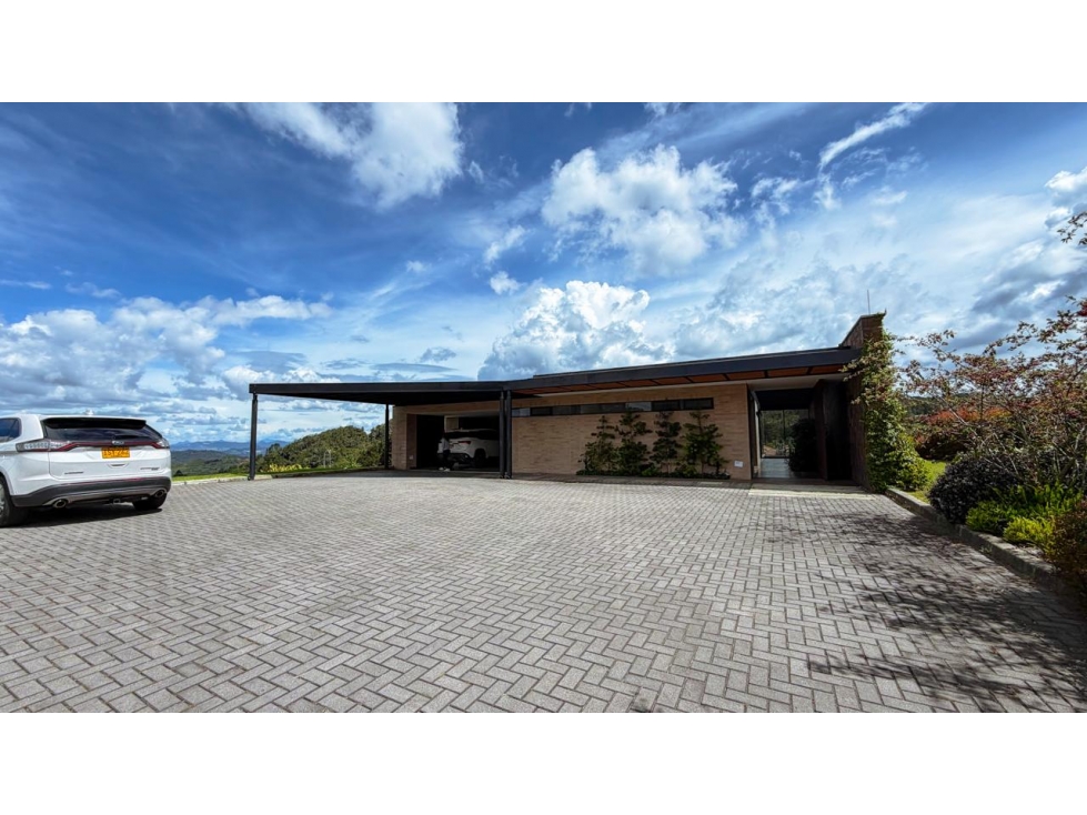 Casa campestre de lujo para la venta en Envigado