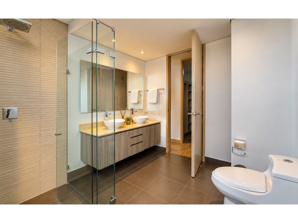 Apartamento para renta amoblada en El Poblado, La calera piso 24 foto 28
