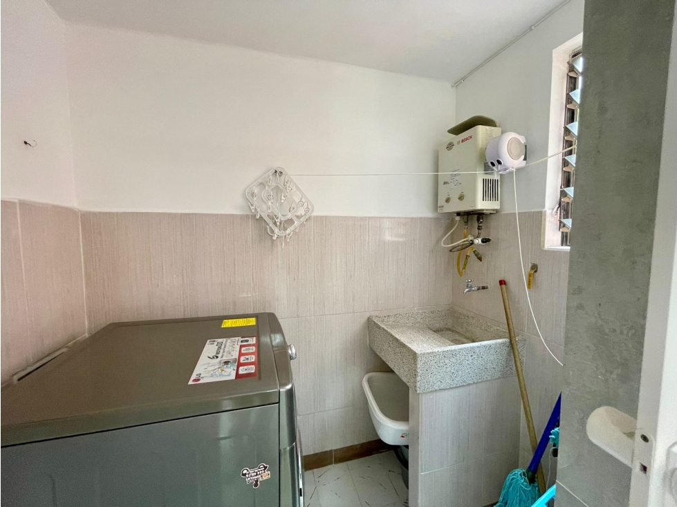 Hermoso apartamento cerca al centro comercial Santa Fe — foto 6