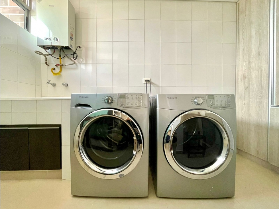 Apartamento para la renta amoblada en El Poblado, piso 15 — foto 6