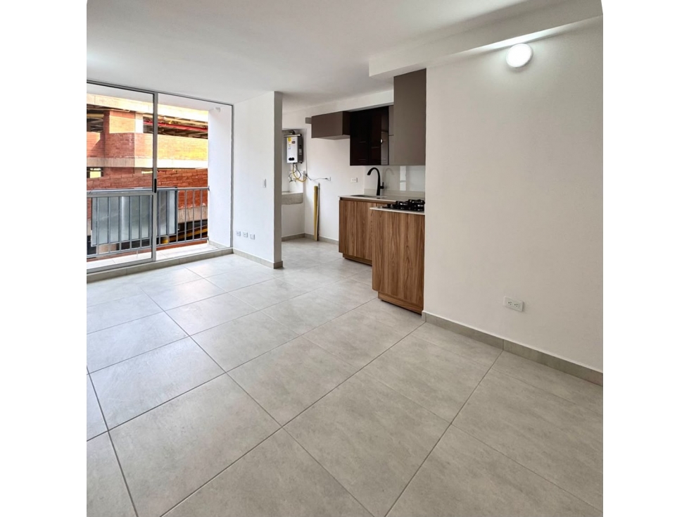 Apartamento para venta en Rionegro, piso 2