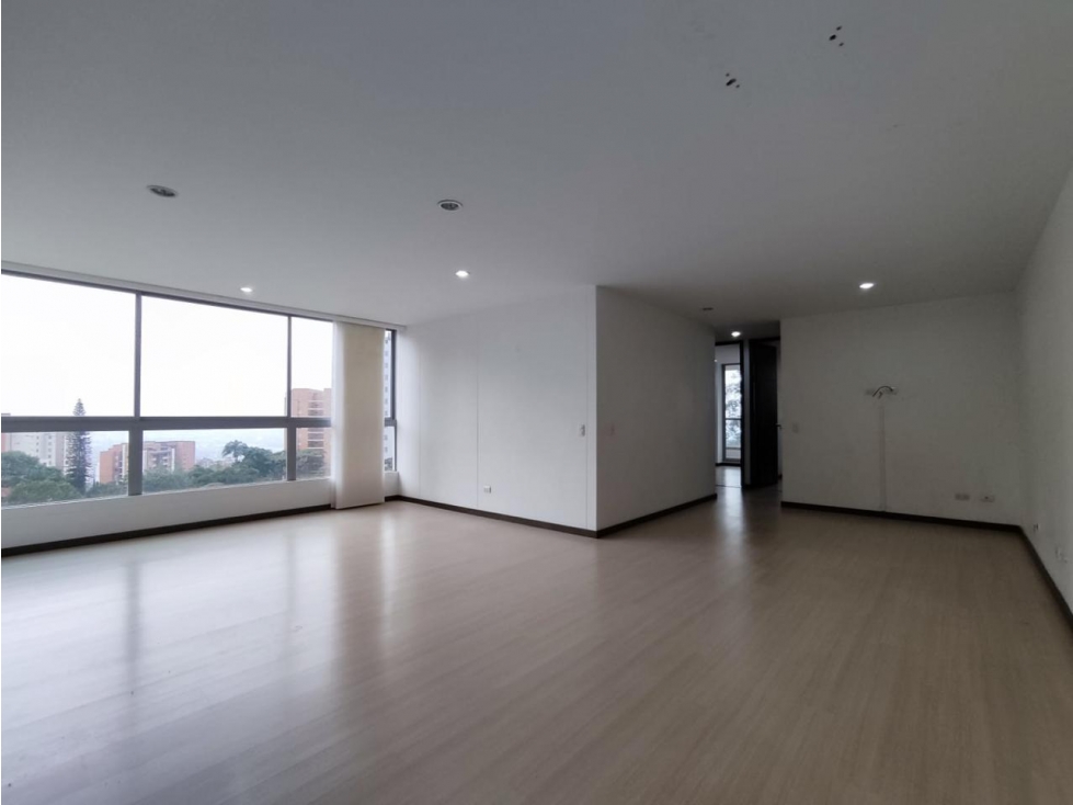Apartamento en Envigado para la renta tradicional, piso 7 — foto 2