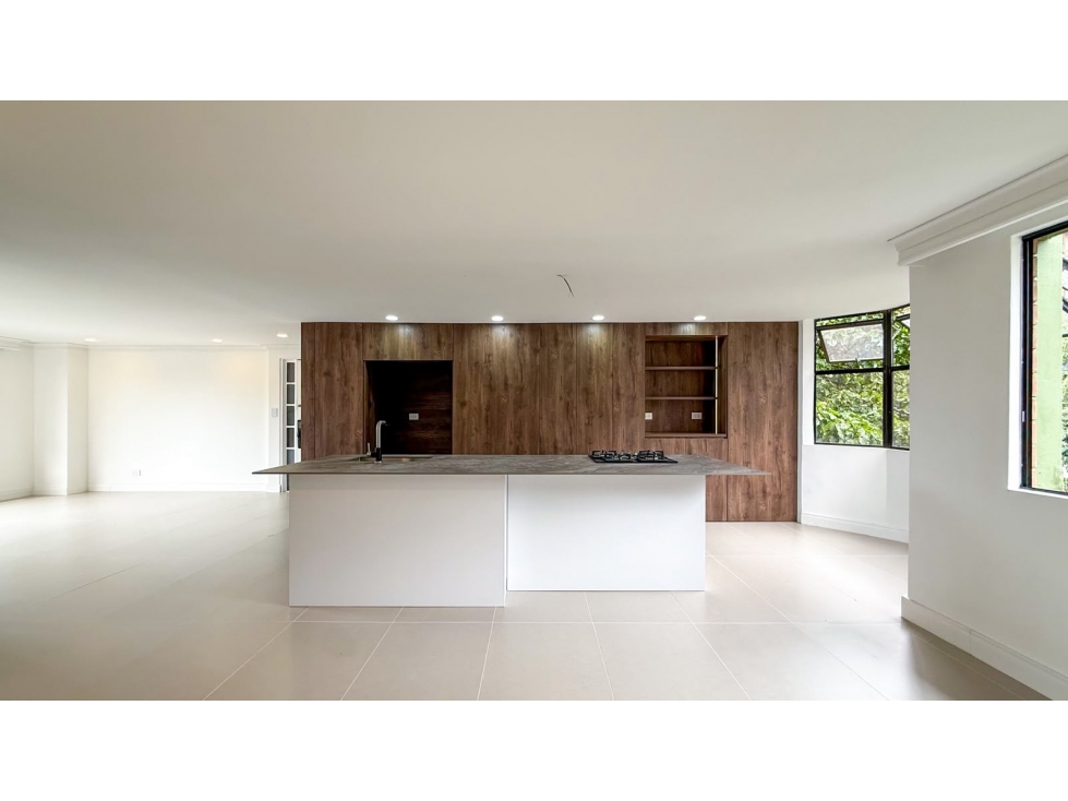 Apartamento para venta en El Poblado, piso 3