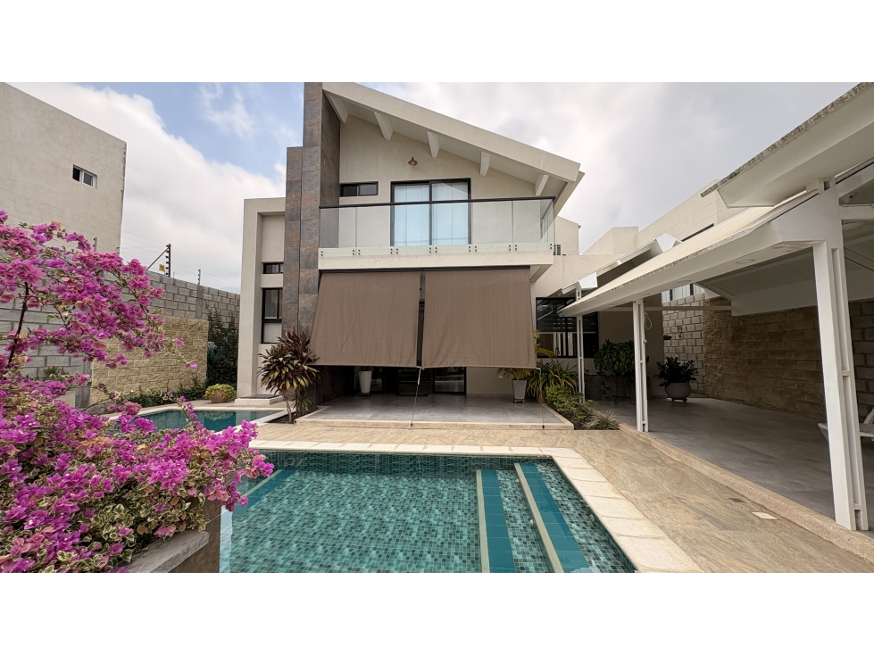 EN VENTA CASA EN BELLO HORIZONTE CON PERMISO PARA RENTAS CORTAS