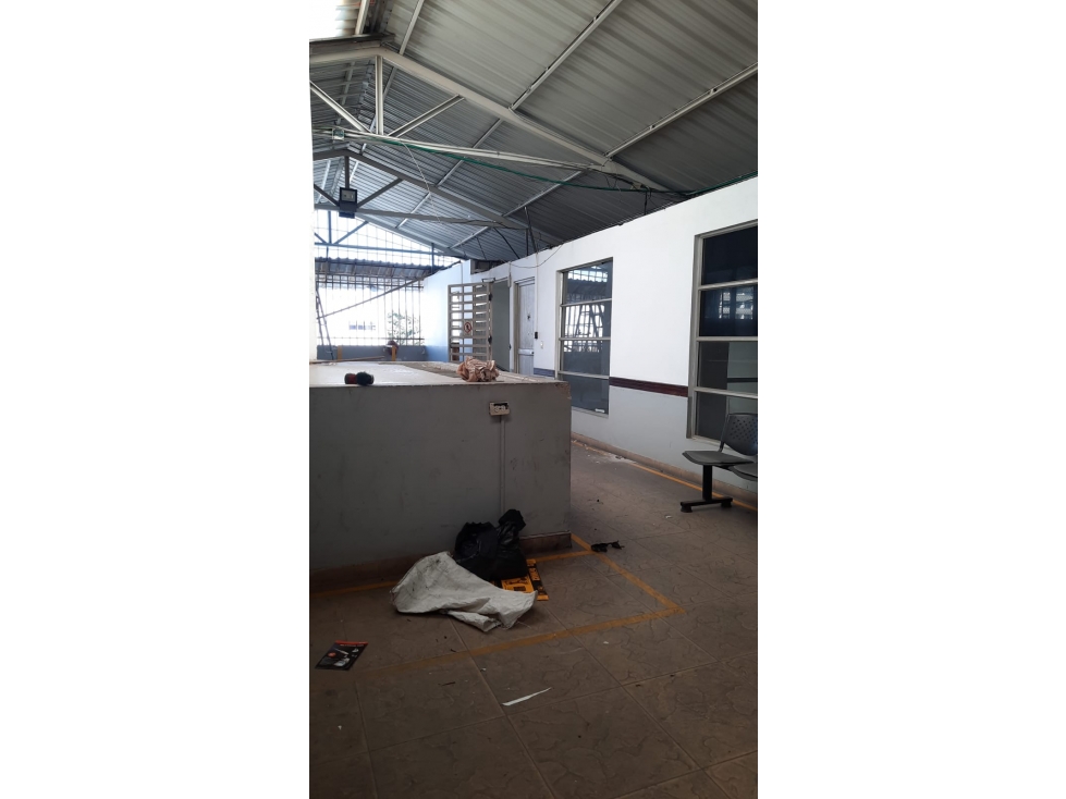 VENDO EDIFICIO DE 4P CON EXC. UBICACIÓN B. SAN VICENTE(GS)CW:7899070 - 4