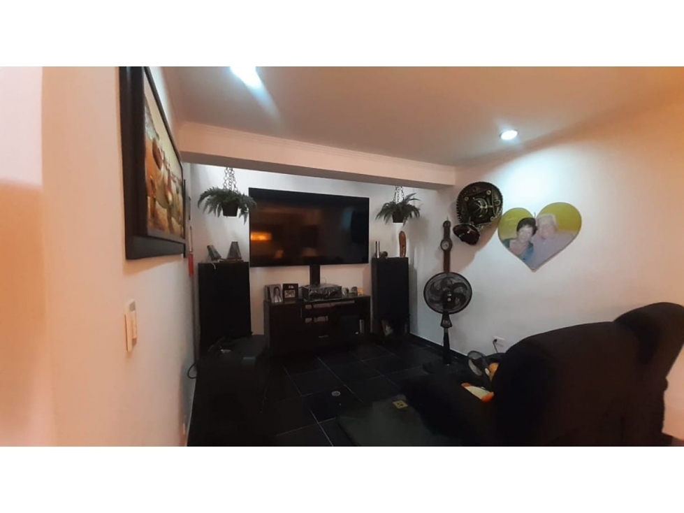 VENDO LINDA CASA EN BARRIO NUEVA TEQUENDAMA (M.U) CW:8186073 — foto 6