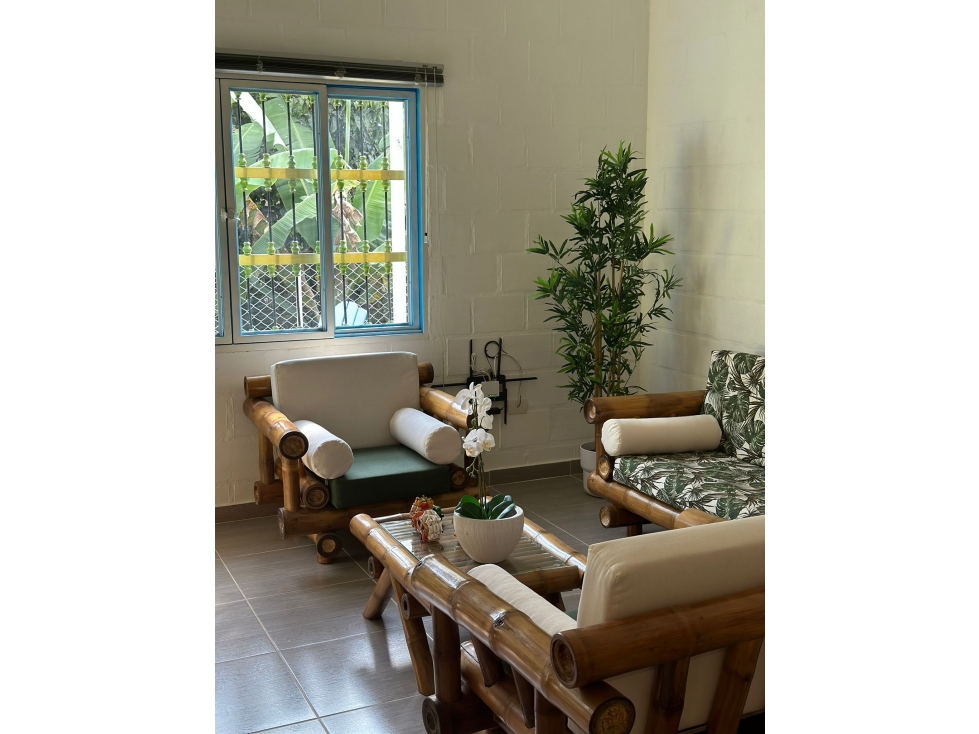 VENDO LINDA CASA AMOBLADA EN CALIMA DARIEN (D.M) CW:9227270 - 3