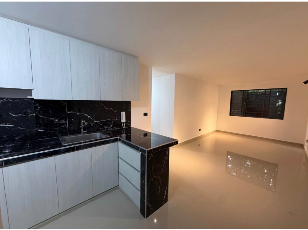 VENTA DE APARTAMENTO EN LA HACIENDA PRIMER PISO (I.K) CW: 10200576