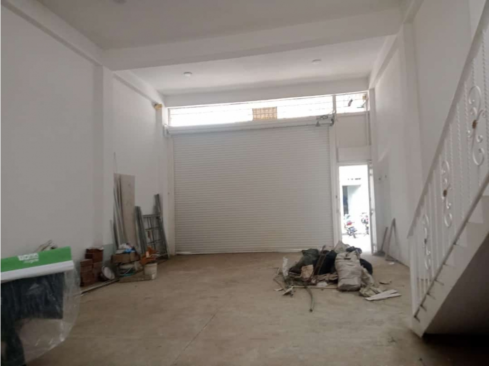 ESPECTACULAR BODEGA PARA ESTRENAR EN SAN NICOLAS (M.U) CW: 6219851 — foto 3