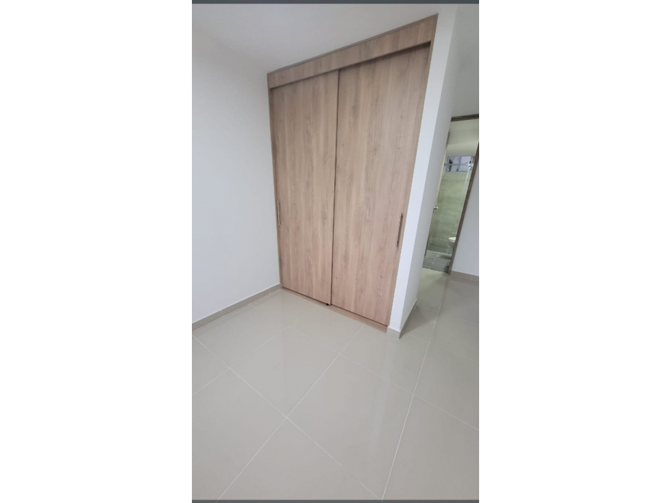 SE VENDE APARTAMENTO EN PALMIRA (L.R) CW:8492354 - 1