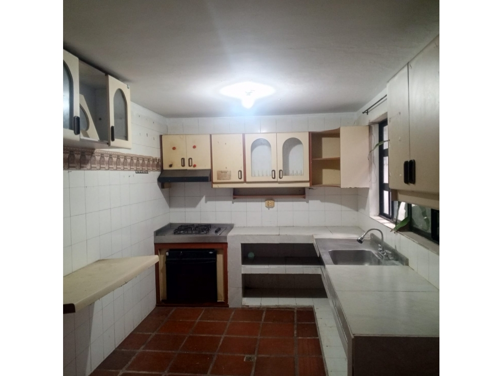 VENDO CASA DE 2 PISOS UNIFAMILIAR EN EL DEPARTAMENTAL (A.M) CW:9080390 — foto 5