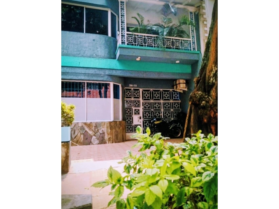 VENDO ESPECTACULAR CASA COMERCIAL EN CENTENARIO (DM) CW:9794753