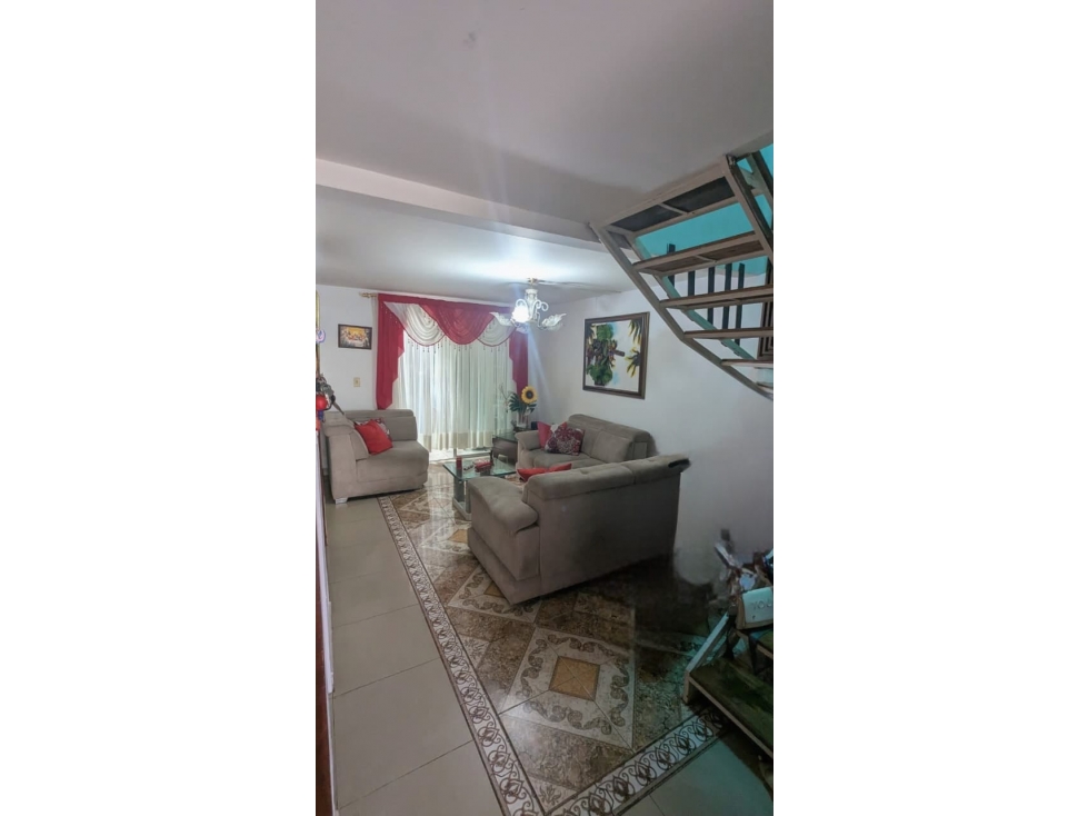 VENDO CASA EXTERNA 2 PISOS UNIFAMILIAR EN EL CANEY (P.Z) CW:10117984 — foto 3