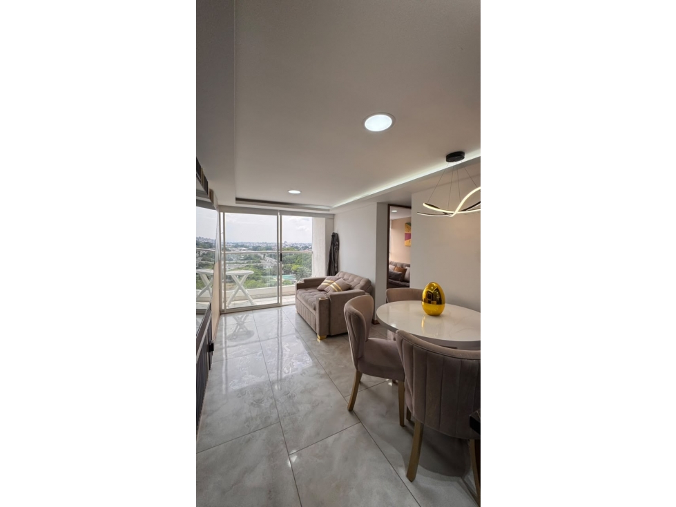 VENDO LINDO APARTAMENTO PISO 14 EN BARRIO LA SELVA (P.Z) CW:10020463