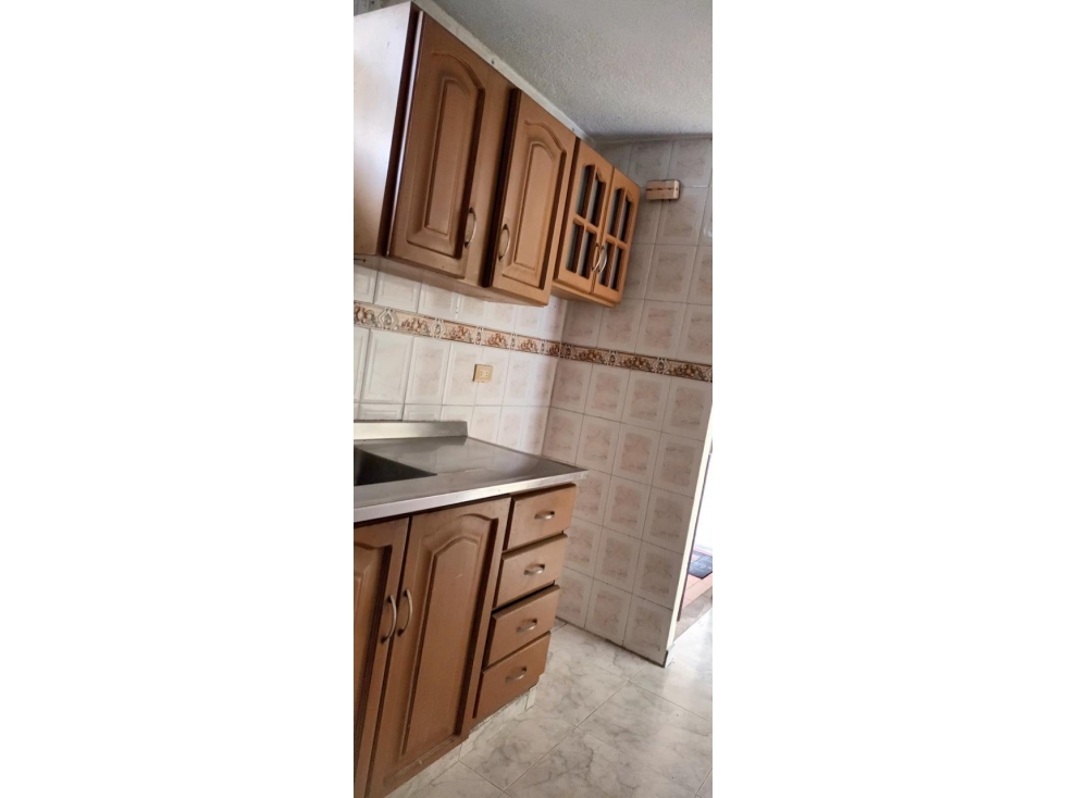 VENDO APARTAMENTO PISO 1 EN GRATAMIRA (A.M) CW:9884376 — foto 2