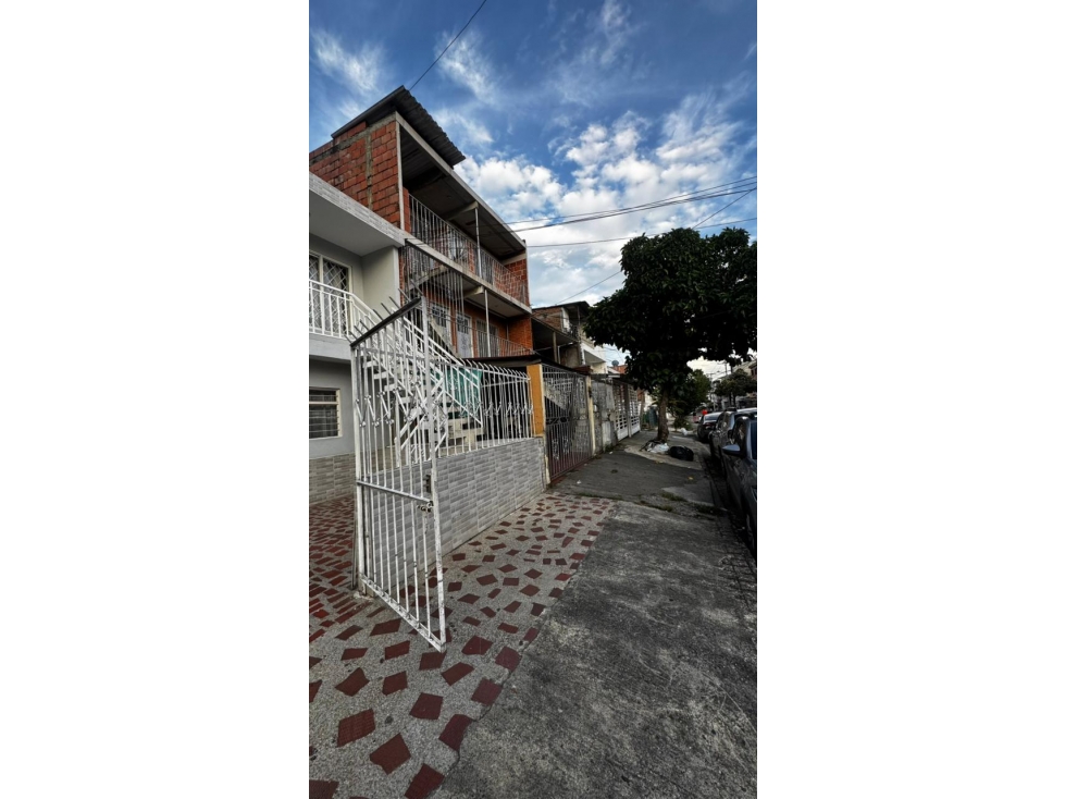 VENDO CASA BIFAMILIAR EN EL BARRIO EL GUABAL(P.Z) CW:9576937 — foto 4