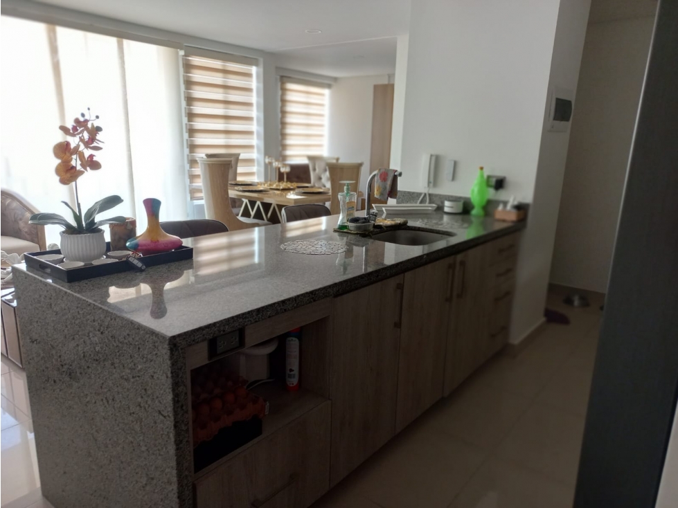 VENDO APTO EN 4to PISO CON ASCENSOR EN VALLE DEL LILI (A.S) CW:8059679 — foto 5