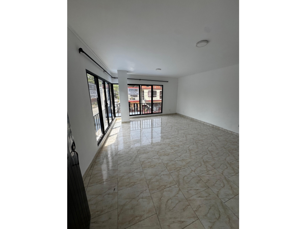 VENDO APTO 2 PISO P.H EN LA INDEPENDENCIA + PARQUEADERO(FG)W:10279146 — foto 5